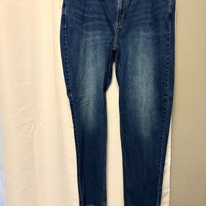 Old Navy Women's Blue Boyfriend Jeans